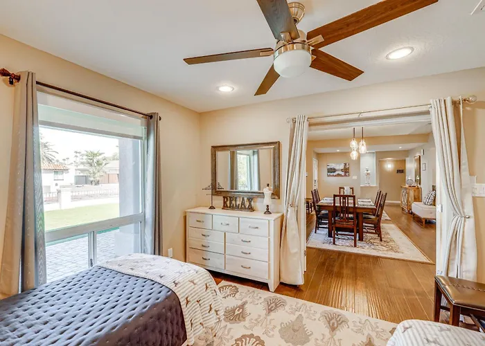 8 Mi To Old Town Scottsdale: Family Home! Holiday home *