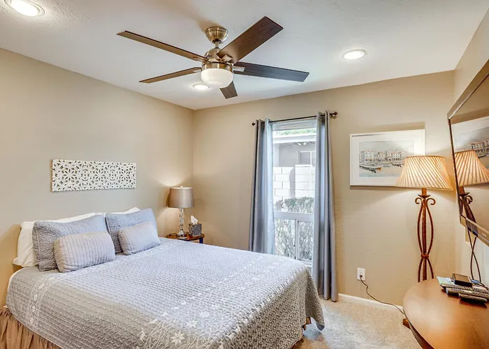 8 Mi To Old Town Scottsdale: Family Home! Scottsdale